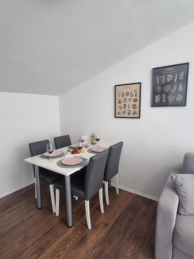 Apartment Miric Цриквеница Экстерьер фото