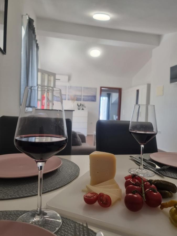 Apartment Miric Цриквеница Экстерьер фото