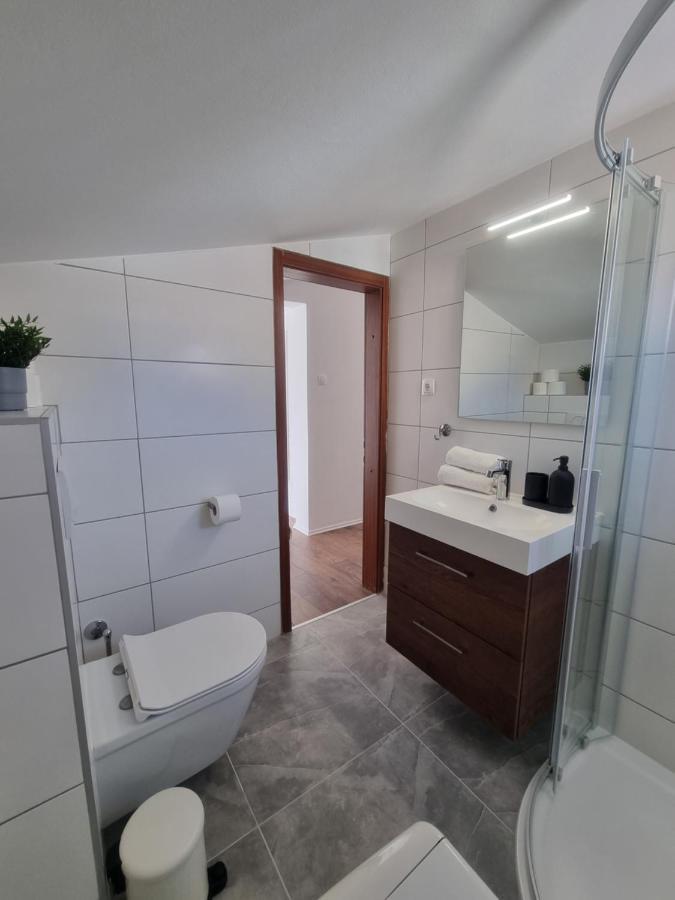 Apartment Miric Цриквеница Экстерьер фото