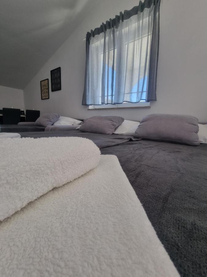 Apartment Miric Цриквеница Экстерьер фото